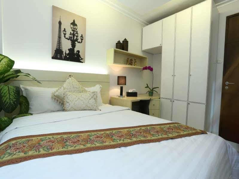 Topaz Residence Jakarta Buitenkant foto